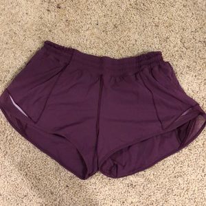 Lulu Lemon hotty hot shorts